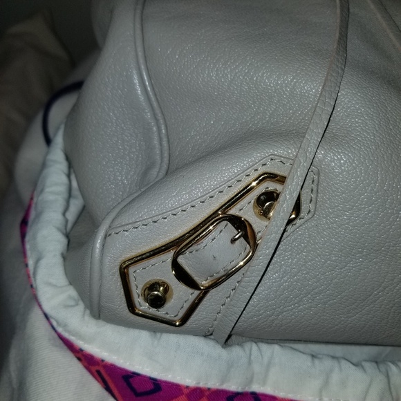 Balenciaga velo!!! Authentic, beautiful and big - Picture 4 of 8